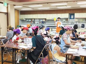 旭ヶ丘公民館にて「たのしいぬか漬け教室」を実施しました。